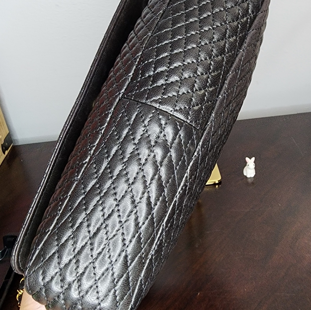 BALLY authentic vintage quilted leather two way shoulder crossbody - Picture 6 of 15